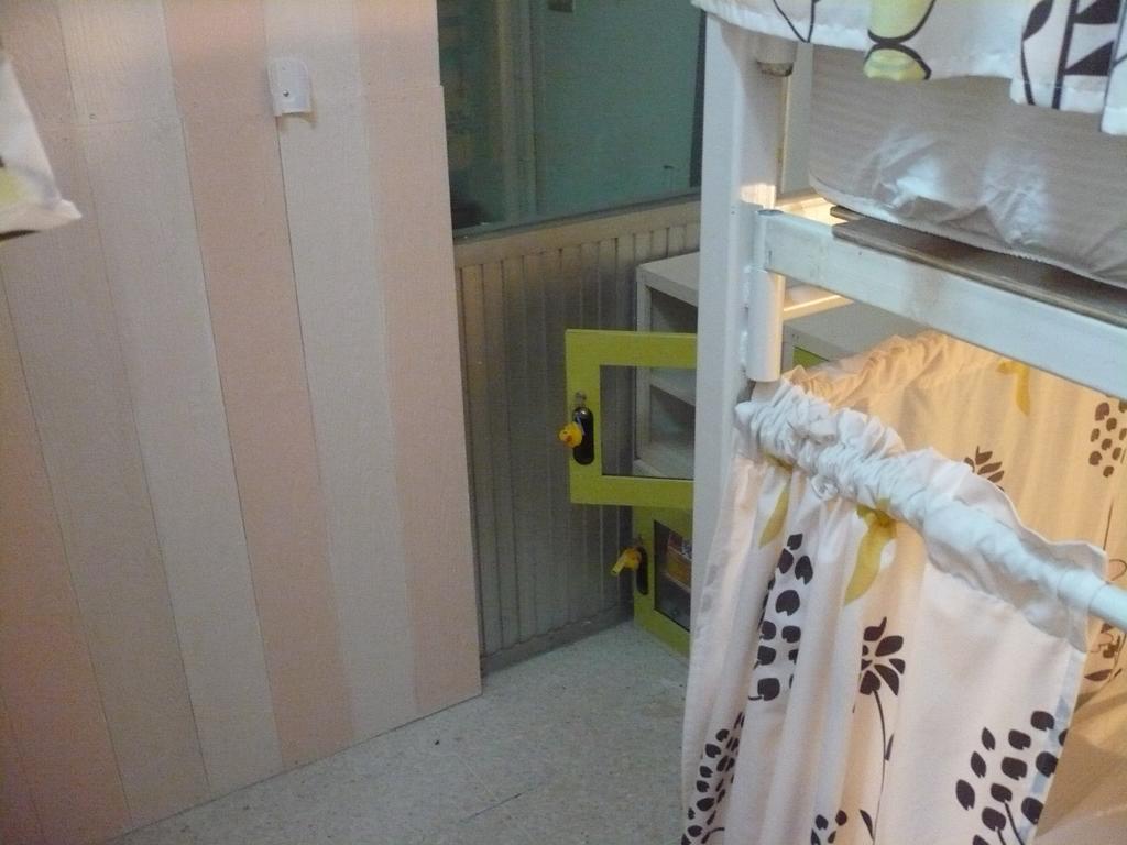 Kamin Bird Hostel Bangkok Cameră foto